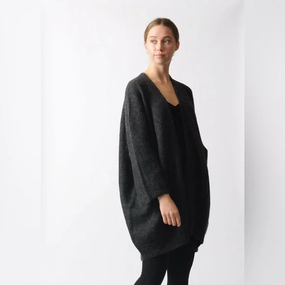 LAUREN MANOOGIAN DARK CHARCOAL WIDE CARDIGAN - Picture 5 of 10